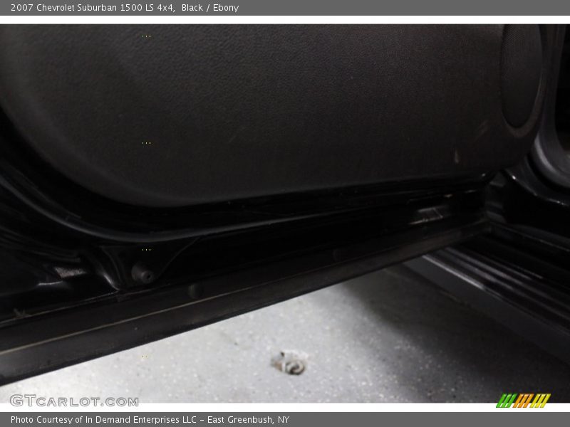 Black / Ebony 2007 Chevrolet Suburban 1500 LS 4x4