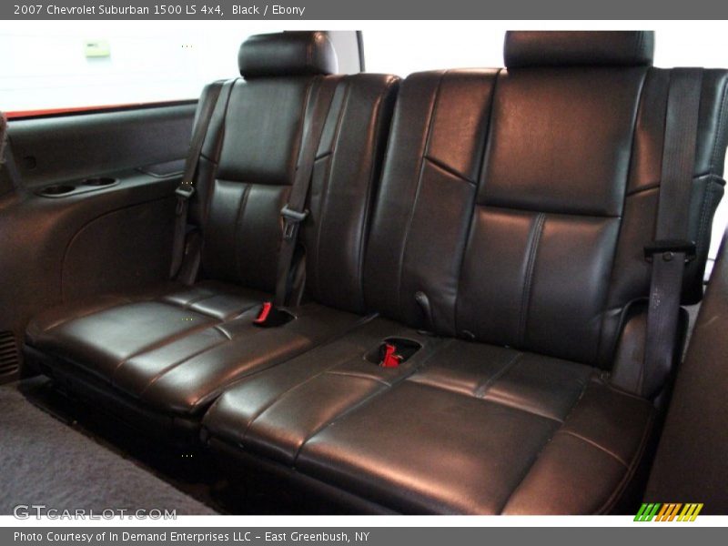 Black / Ebony 2007 Chevrolet Suburban 1500 LS 4x4