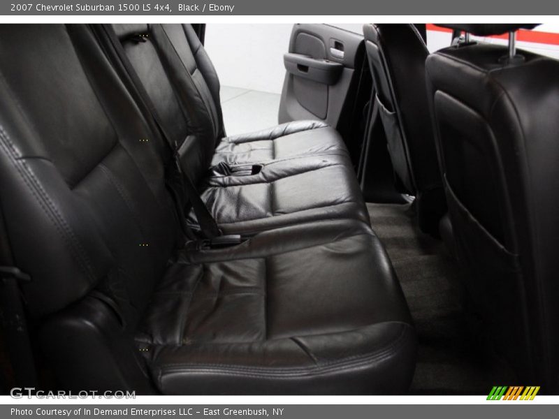 Black / Ebony 2007 Chevrolet Suburban 1500 LS 4x4