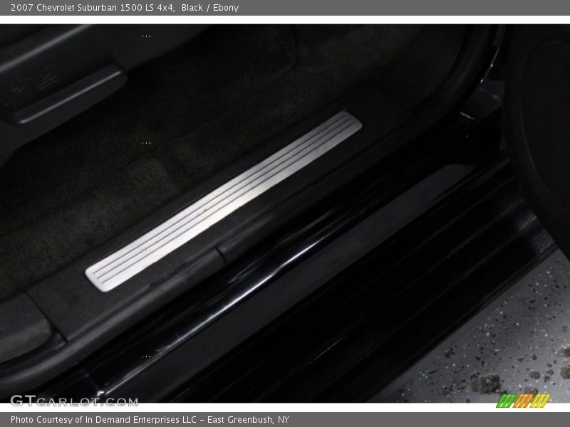 Black / Ebony 2007 Chevrolet Suburban 1500 LS 4x4