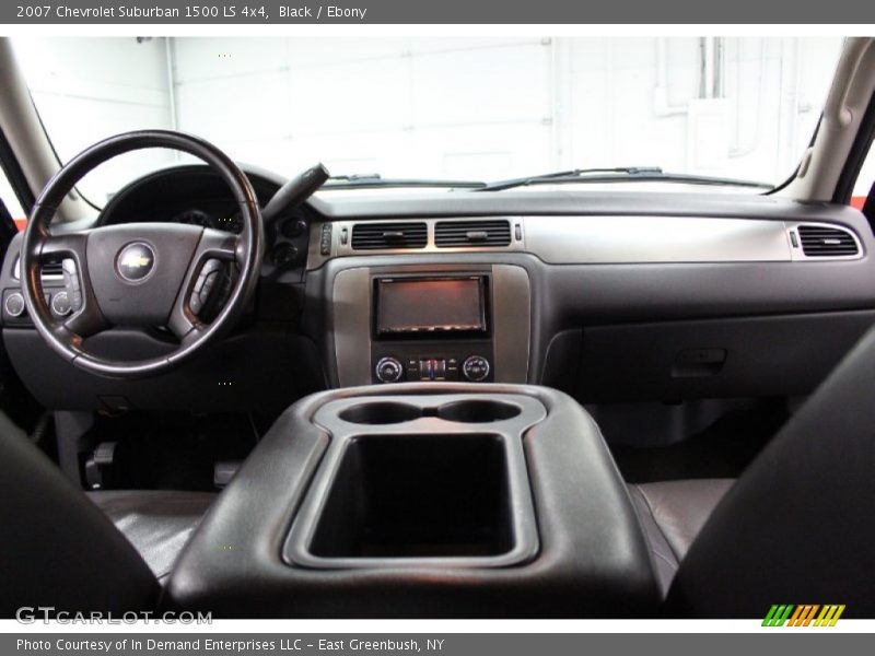 Black / Ebony 2007 Chevrolet Suburban 1500 LS 4x4