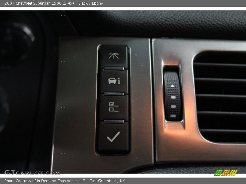 Black / Ebony 2007 Chevrolet Suburban 1500 LS 4x4