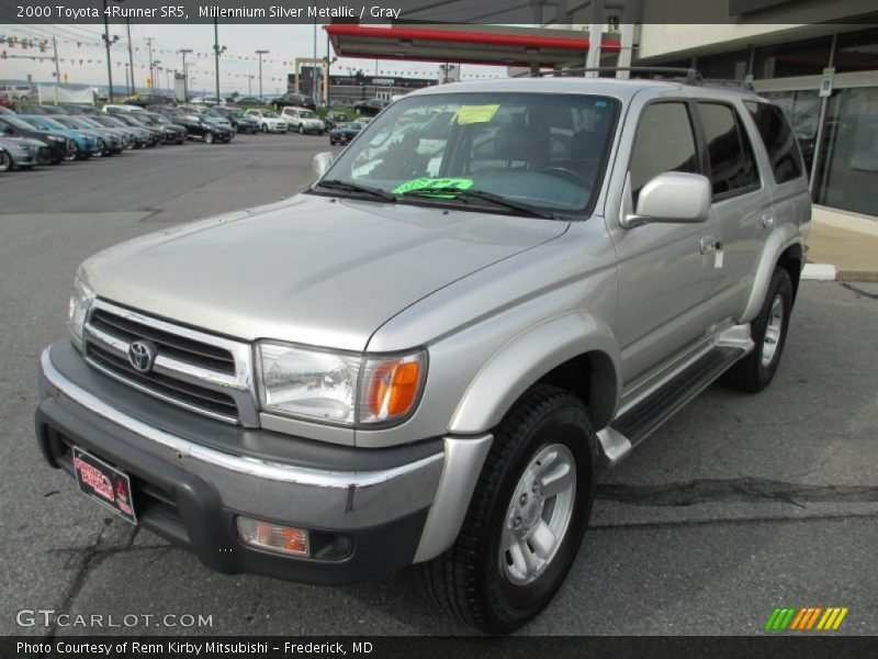 Millennium Silver Metallic / Gray 2000 Toyota 4Runner SR5