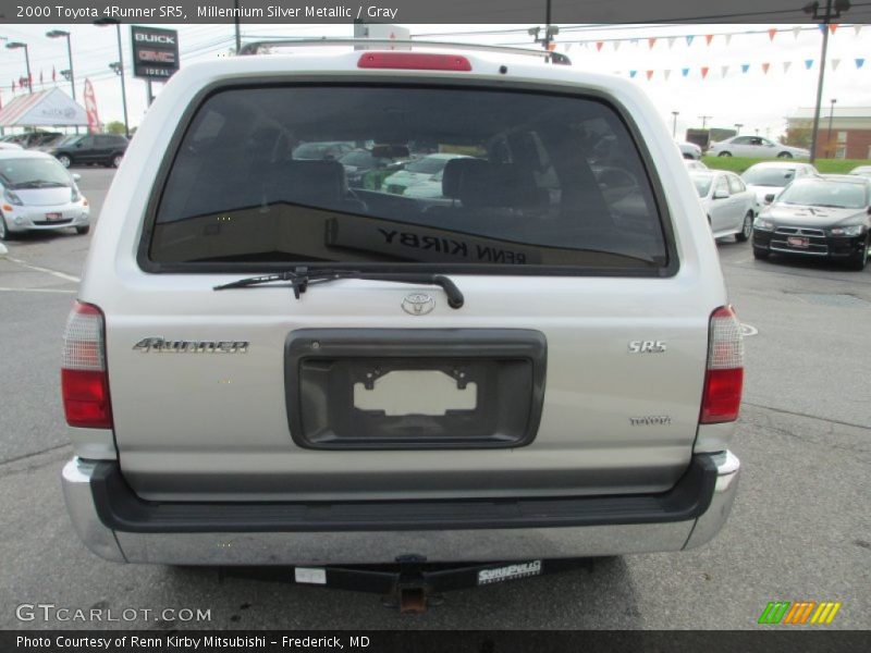 Millennium Silver Metallic / Gray 2000 Toyota 4Runner SR5