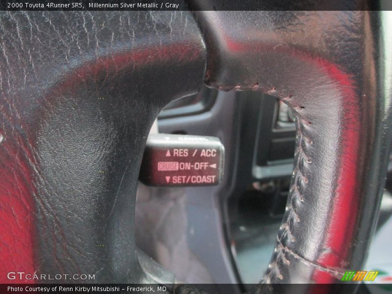 Millennium Silver Metallic / Gray 2000 Toyota 4Runner SR5