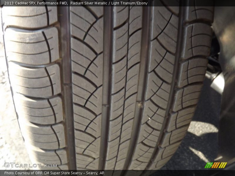 Radiant Silver Metallic / Light Titanium/Ebony 2013 Cadillac SRX Performance FWD