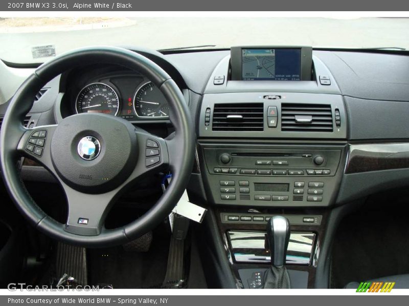 Alpine White / Black 2007 BMW X3 3.0si