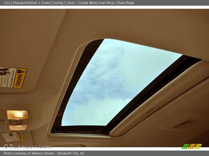 Crystal White Pearl Mica / Dune Beige 2011 Mazda MAZDA3 s Grand Touring 5 Door