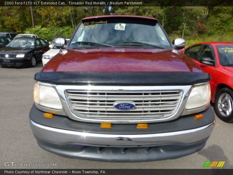 Toreador Red Metallic / Medium Parchment 2000 Ford F150 XLT Extended Cab