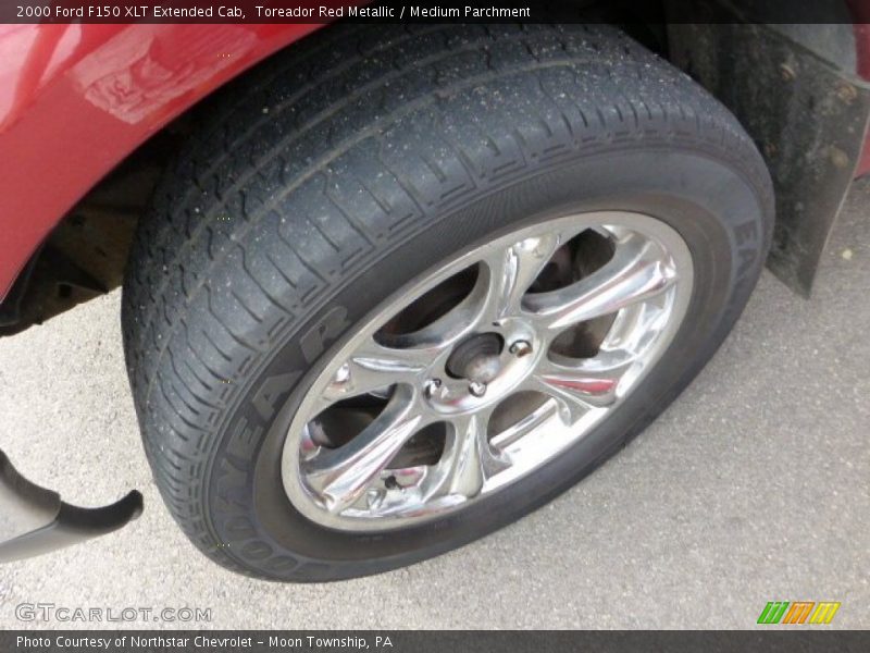 Toreador Red Metallic / Medium Parchment 2000 Ford F150 XLT Extended Cab