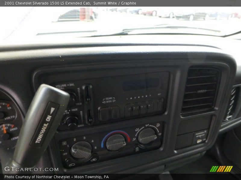 Summit White / Graphite 2001 Chevrolet Silverado 1500 LS Extended Cab