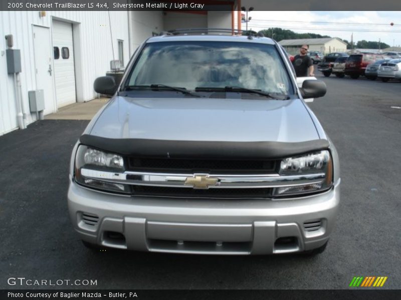 Silverstone Metallic / Light Gray 2005 Chevrolet TrailBlazer LS 4x4
