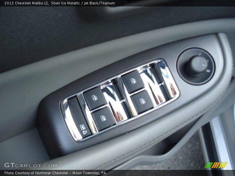 Silver Ice Metallic / Jet Black/Titanium 2013 Chevrolet Malibu LS