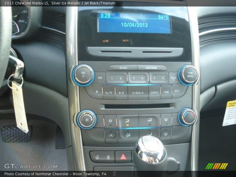 Silver Ice Metallic / Jet Black/Titanium 2013 Chevrolet Malibu LS