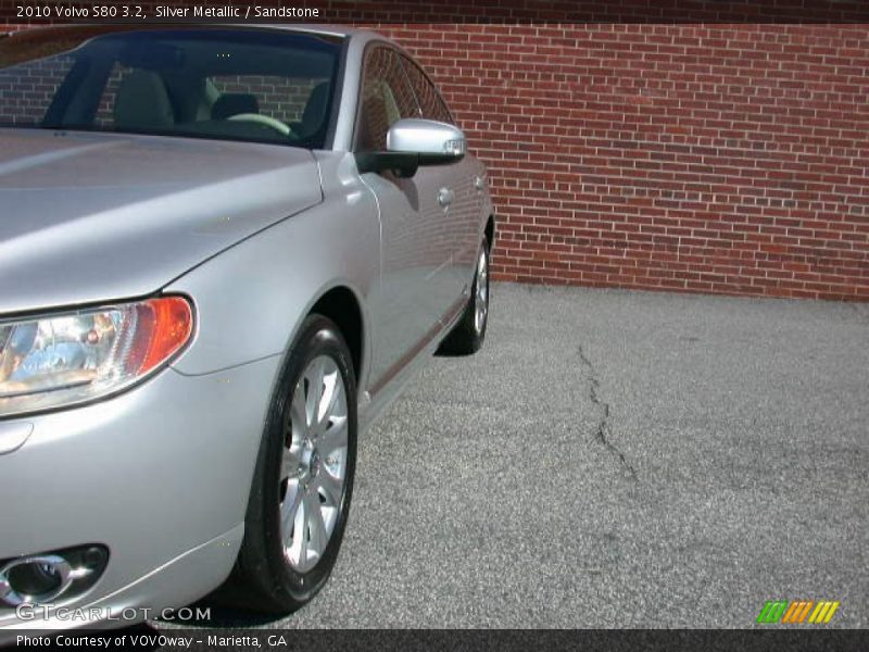 Silver Metallic / Sandstone 2010 Volvo S80 3.2