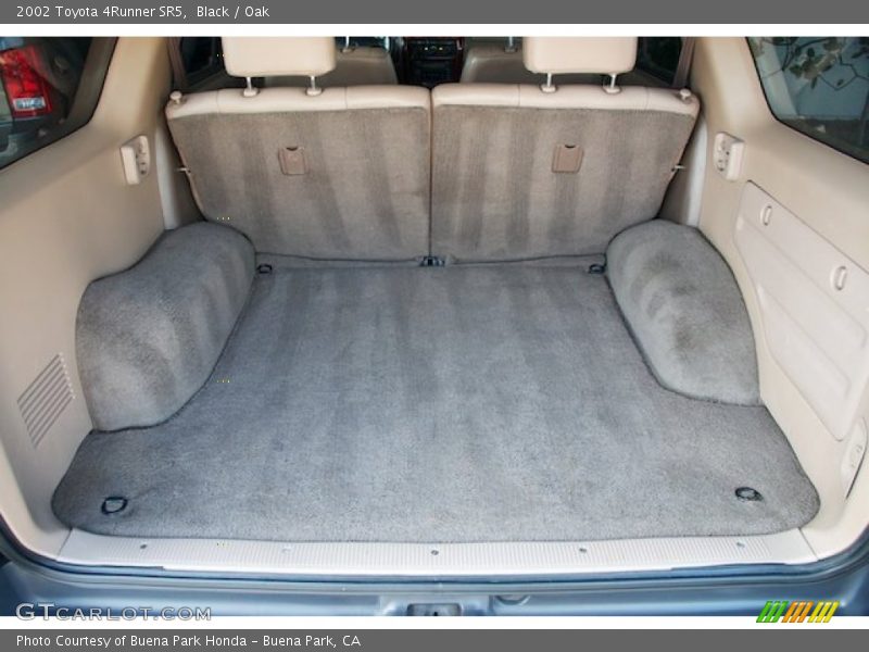 Black / Oak 2002 Toyota 4Runner SR5