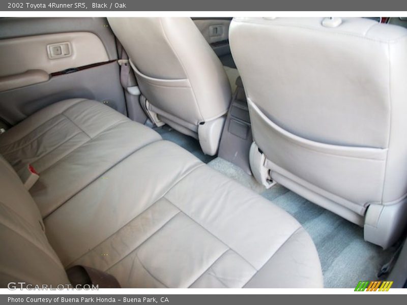 Black / Oak 2002 Toyota 4Runner SR5