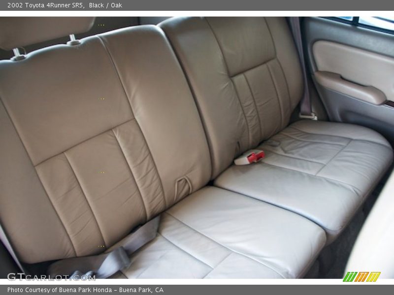 Black / Oak 2002 Toyota 4Runner SR5