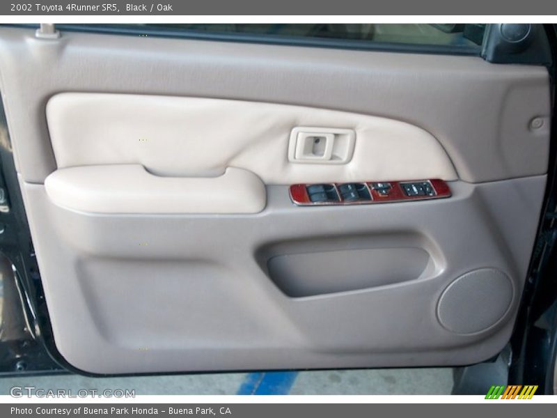 Black / Oak 2002 Toyota 4Runner SR5