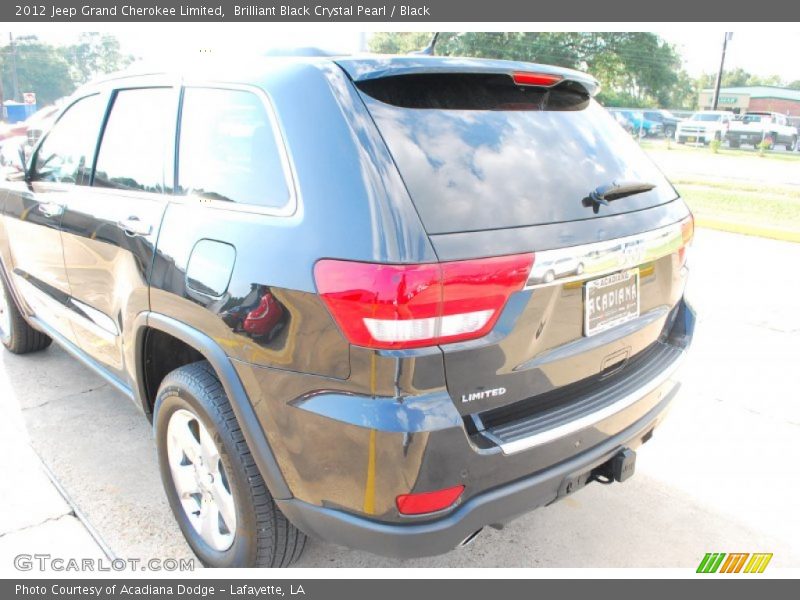 Brilliant Black Crystal Pearl / Black 2012 Jeep Grand Cherokee Limited