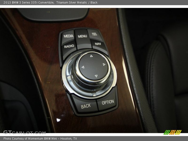 Controls of 2013 3 Series 335i Convertible