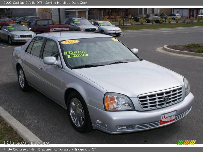 Sterling Metallic / Dark Gray 2002 Cadillac DeVille DTS