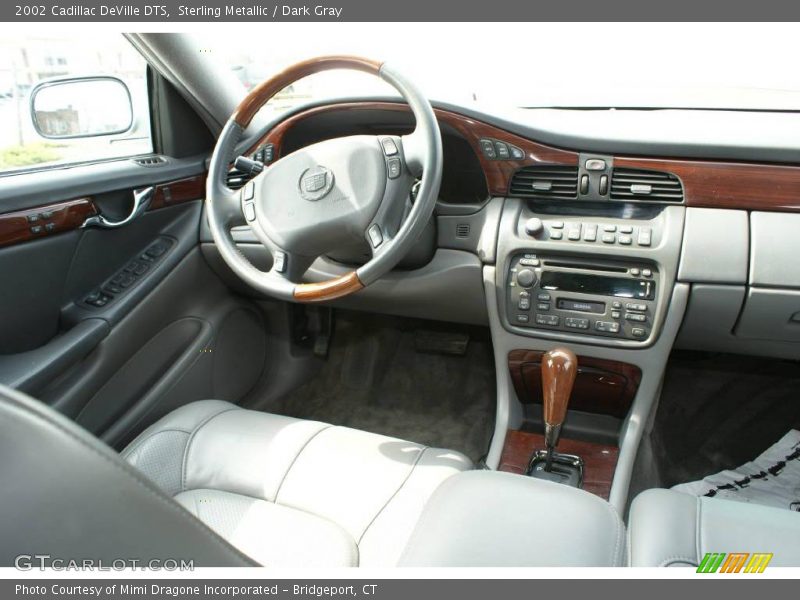 Sterling Metallic / Dark Gray 2002 Cadillac DeVille DTS