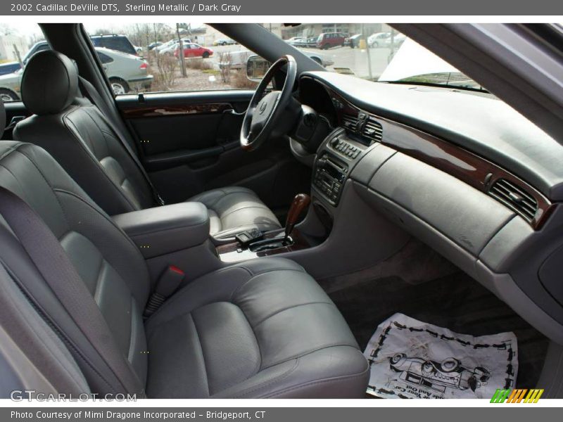 Sterling Metallic / Dark Gray 2002 Cadillac DeVille DTS
