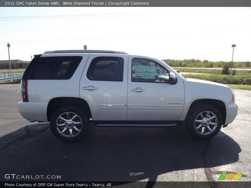 White Diamond Tricoat / Cocoa/Light Cashmere 2013 GMC Yukon Denali AWD