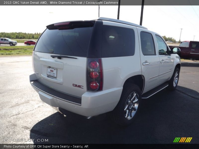 White Diamond Tricoat / Cocoa/Light Cashmere 2013 GMC Yukon Denali AWD