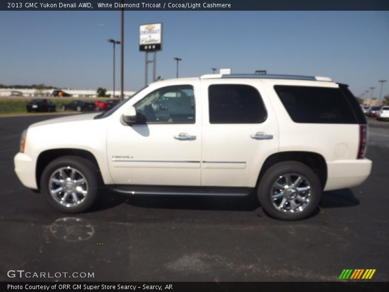 White Diamond Tricoat / Cocoa/Light Cashmere 2013 GMC Yukon Denali AWD