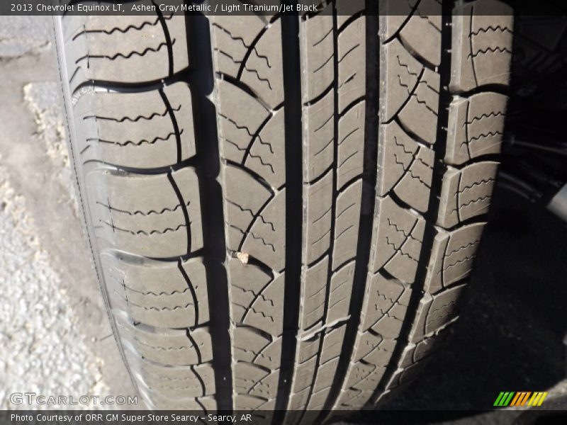 Ashen Gray Metallic / Light Titanium/Jet Black 2013 Chevrolet Equinox LT