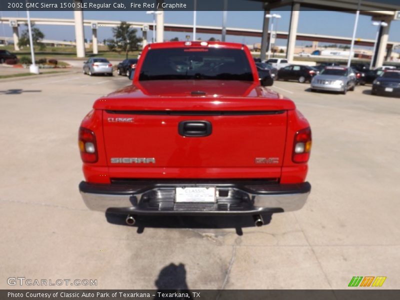 Fire Red / Graphite 2002 GMC Sierra 1500 SLE Regular Cab