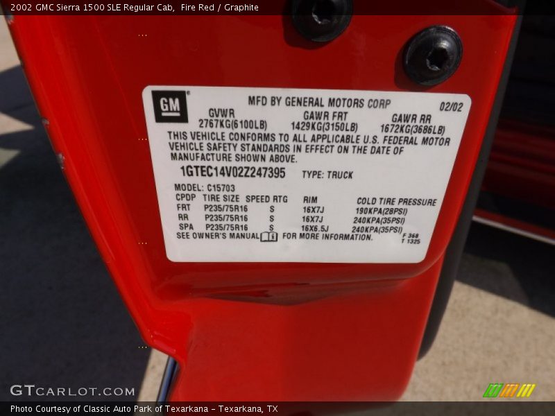 Fire Red / Graphite 2002 GMC Sierra 1500 SLE Regular Cab