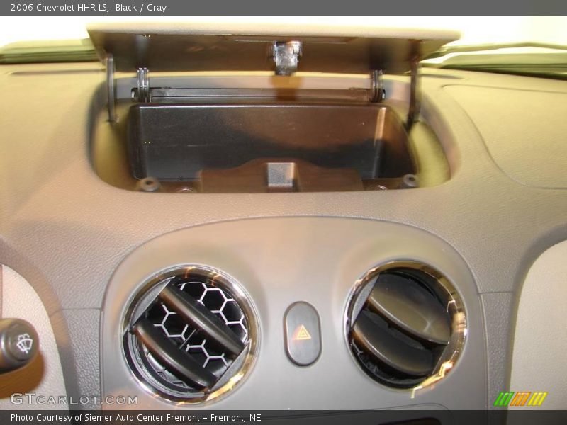Black / Gray 2006 Chevrolet HHR LS