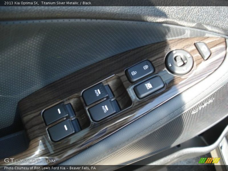 Titanium Silver Metallic / Black 2013 Kia Optima SX