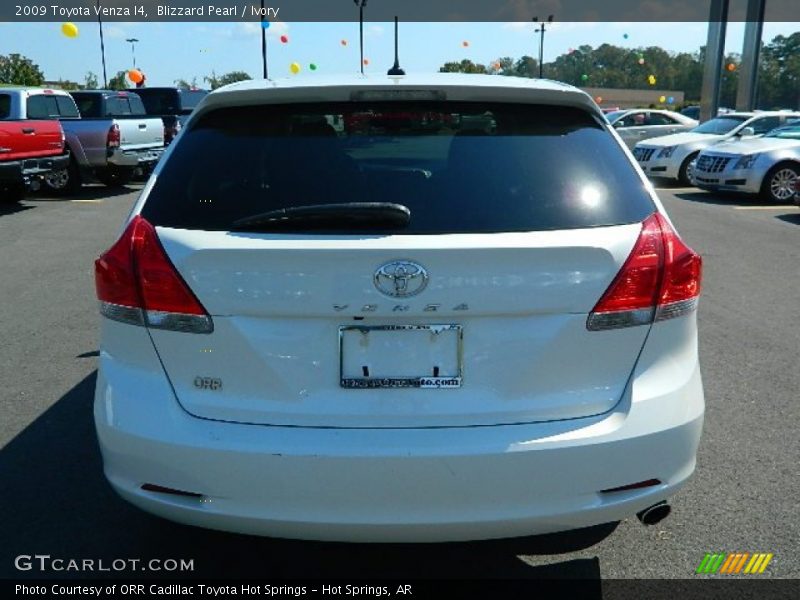 Blizzard Pearl / Ivory 2009 Toyota Venza I4