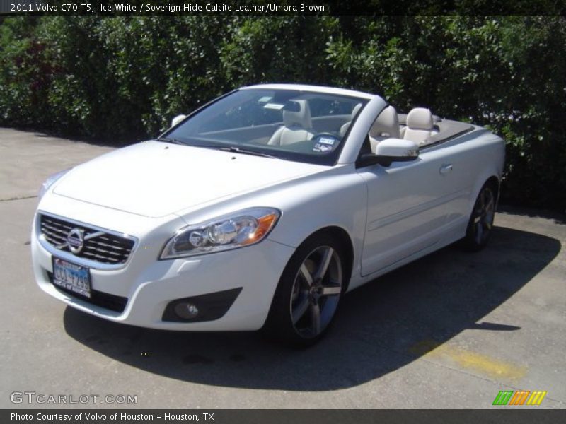 Ice White / Soverign Hide Calcite Leather/Umbra Brown 2011 Volvo C70 T5