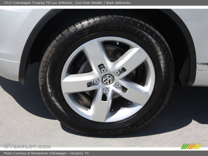 Cool Silver Metallic / Black Anthracite 2013 Volkswagen Touareg TDI Lux 4XMotion