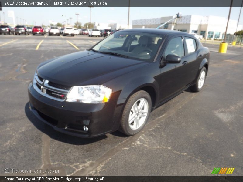 Black / Black/Light Frost Beige 2013 Dodge Avenger SXT