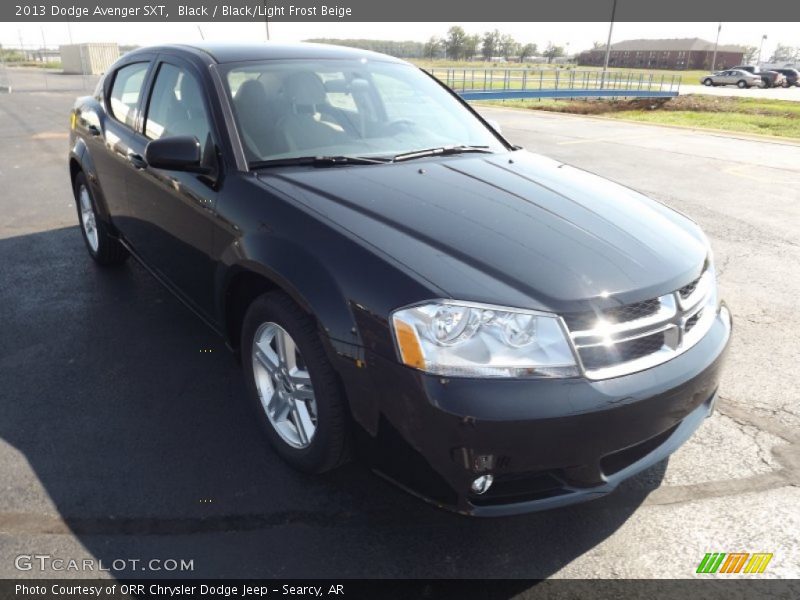 Black / Black/Light Frost Beige 2013 Dodge Avenger SXT