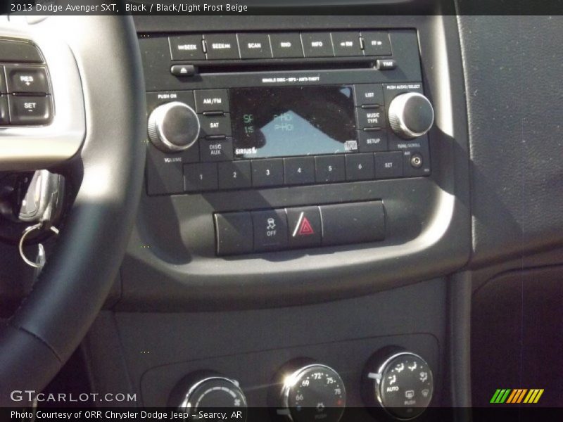 Black / Black/Light Frost Beige 2013 Dodge Avenger SXT