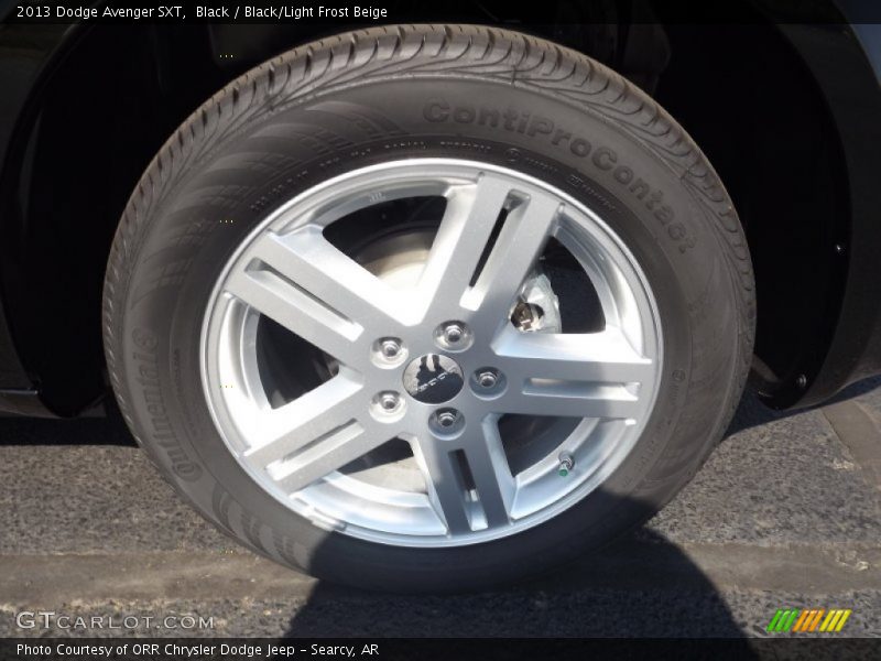 Black / Black/Light Frost Beige 2013 Dodge Avenger SXT