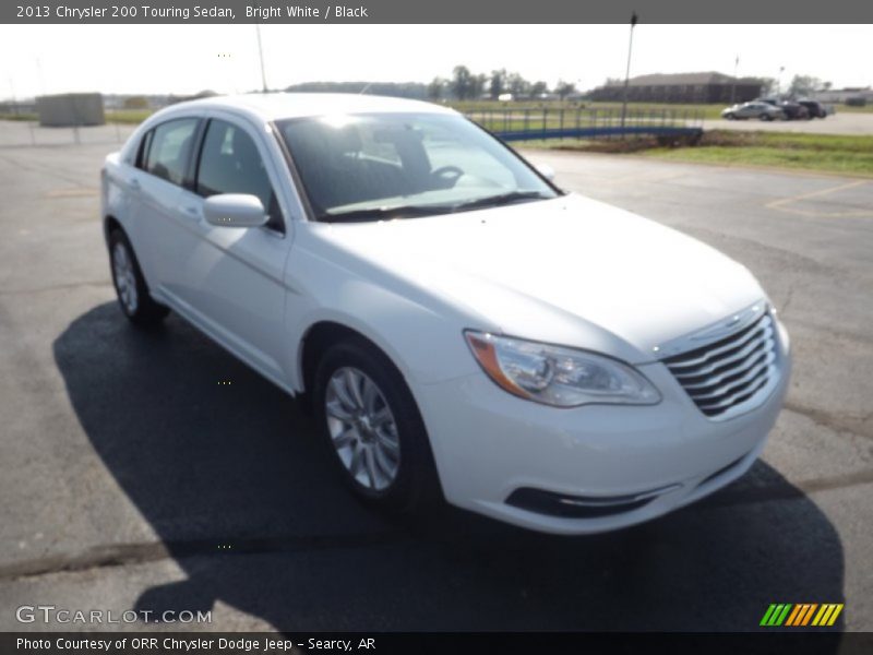 Bright White / Black 2013 Chrysler 200 Touring Sedan