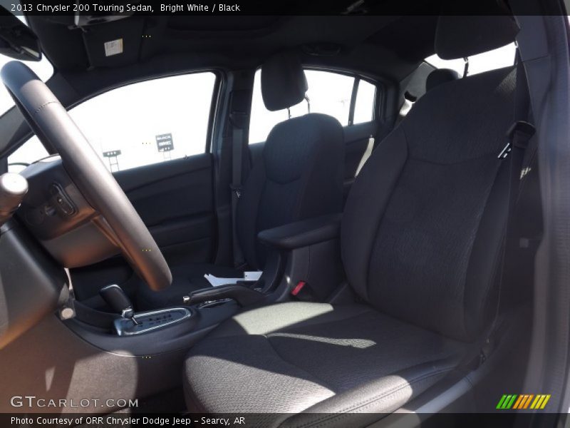 Bright White / Black 2013 Chrysler 200 Touring Sedan