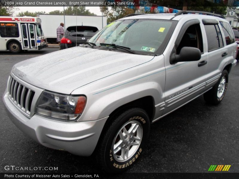 Bright Silver Metallic / Dark Slate Gray 2004 Jeep Grand Cherokee Laredo