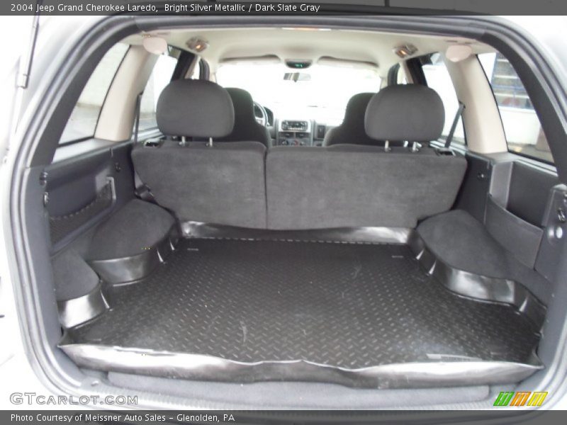 Bright Silver Metallic / Dark Slate Gray 2004 Jeep Grand Cherokee Laredo