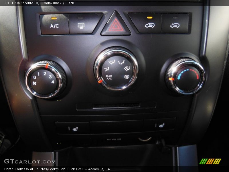 Ebony Black / Black 2011 Kia Sorento LX