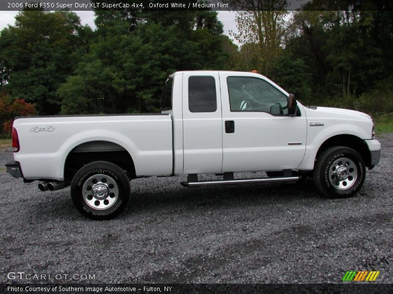 Oxford White / Medium Flint 2006 Ford F350 Super Duty XLT SuperCab 4x4