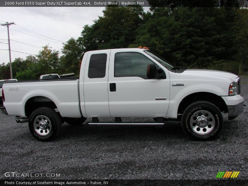 Oxford White / Medium Flint 2006 Ford F350 Super Duty XLT SuperCab 4x4